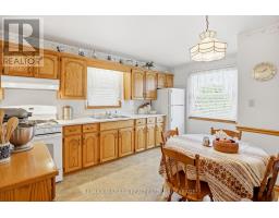 Family room - 7771 Wilson Crescent, Niagara Falls, ON L2G4S6 Photo 10