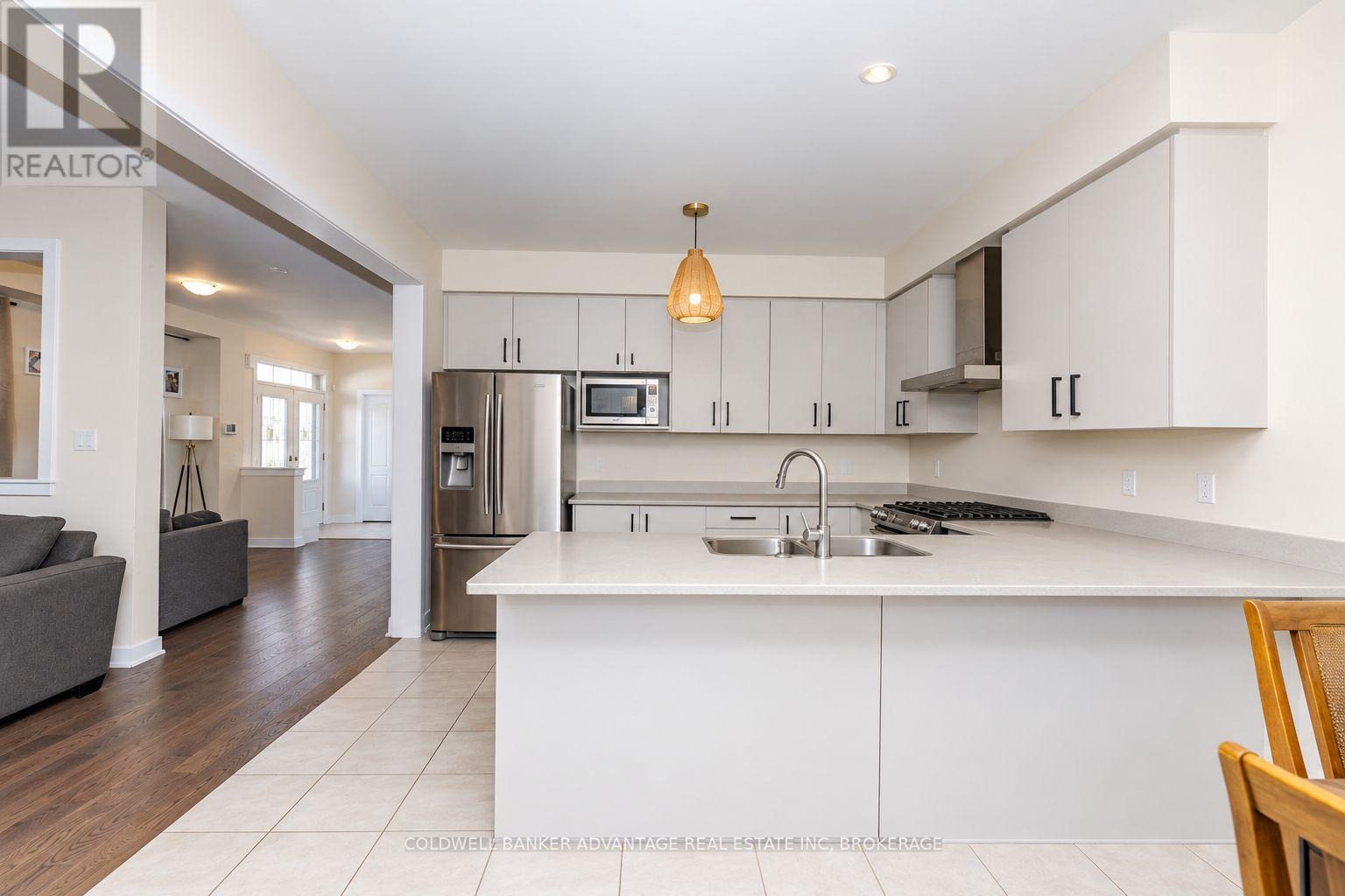 8 DOWNRIVER DRIVE, Welland (Dain City) — photo 8