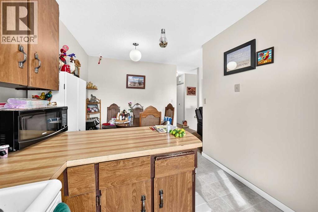 Listing photo – 4209 54 Avenue, Innisfail
