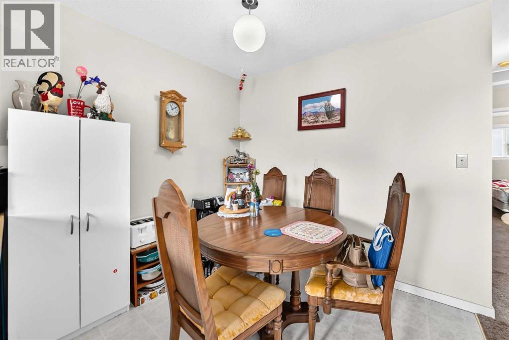 Listing photo – 4209 54 Avenue, Innisfail