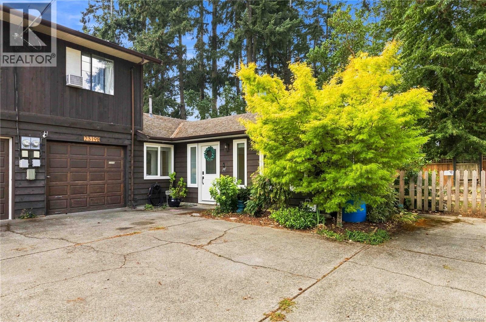 #B 2319 Sooke Rd - 29