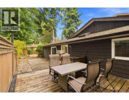 B 2319 Sooke Rd, Colwood, BC V9B1X6 Photo 18