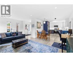 Kitchen - B 2319 Sooke Rd, Colwood, BC V9B1X6 Photo 6