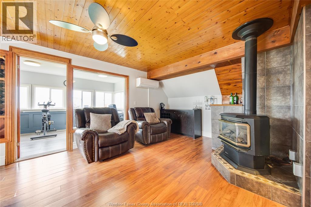 1328 SHORELINE AVENUE, Lakeshore — photo 4