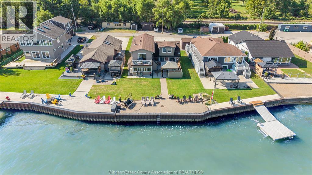 1328 SHORELINE AVENUE - 44