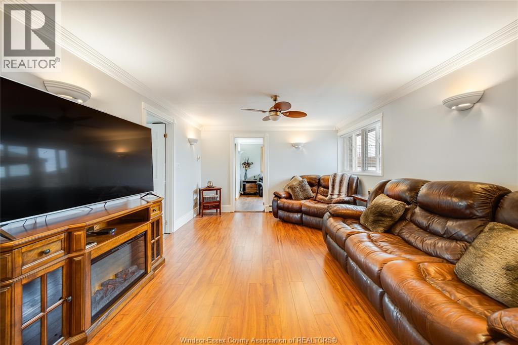 1328 SHORELINE AVENUE, Lakeshore — photo 7