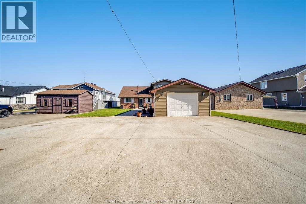 1328 SHORELINE AVENUE, Lakeshore — photo 3
