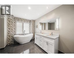 442 Maple Avenue Unit# Th9, Burlington, ON L7S2L7 Photo 37