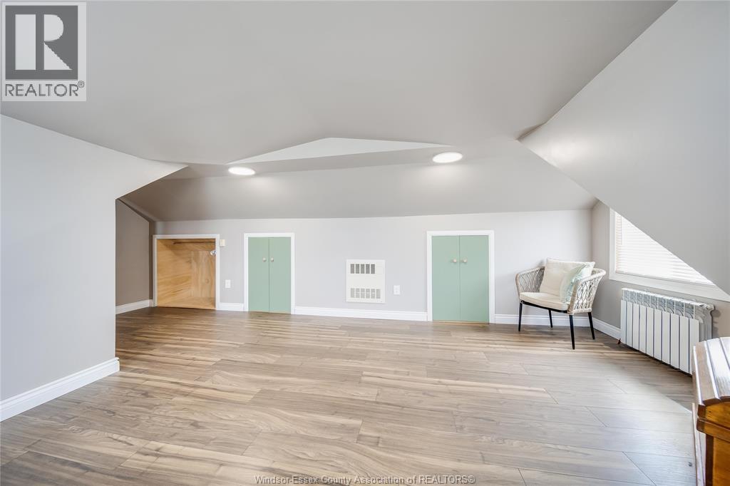 1328 SHORELINE AVENUE - 30
