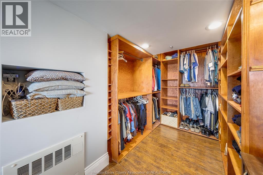 1328 SHORELINE AVENUE - Image 23