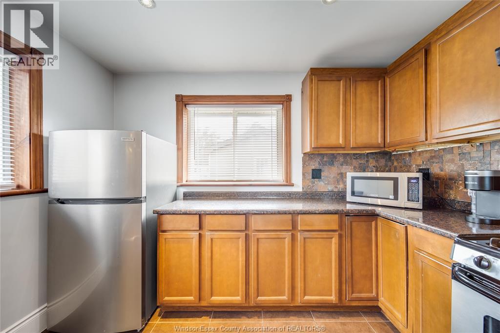 1328 SHORELINE AVENUE - 15