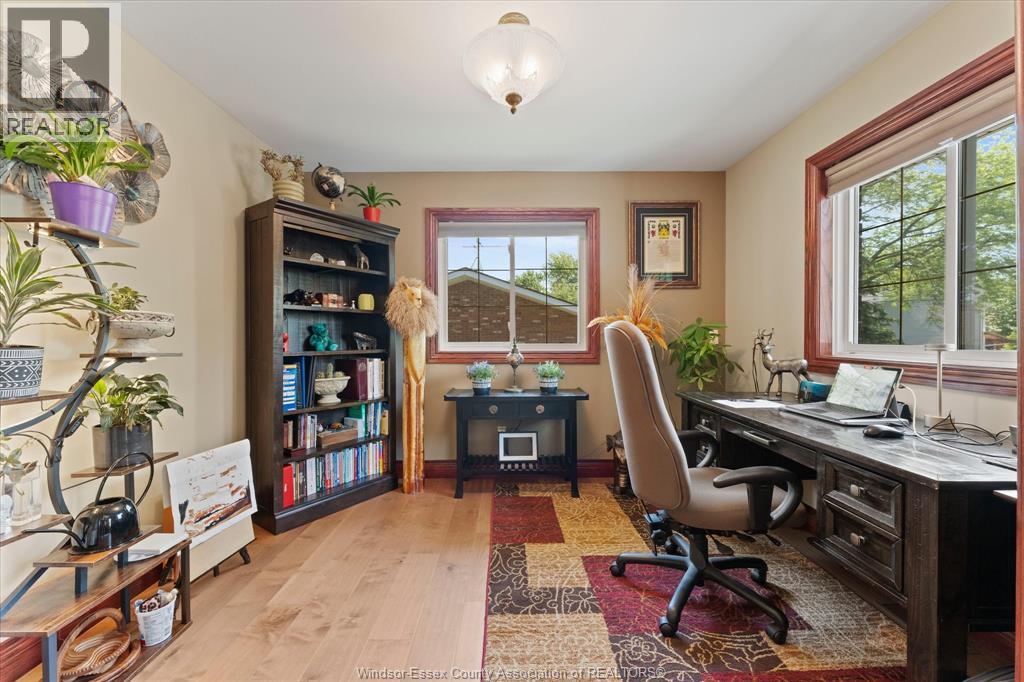 270 Irwin AVENUE - 13