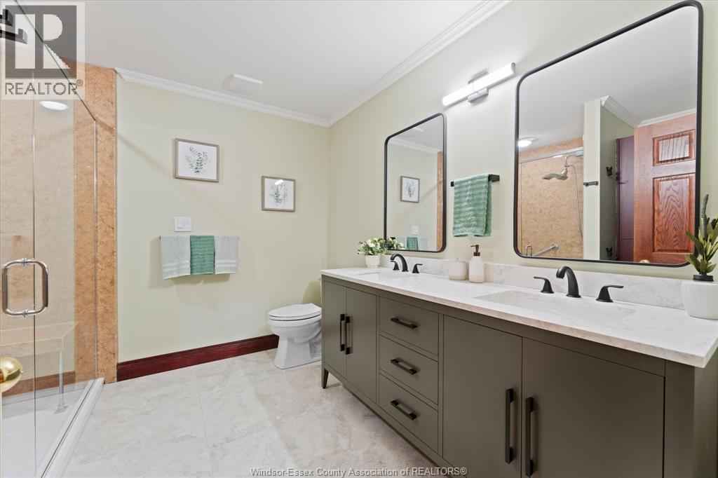 270 Irwin AVENUE - 17