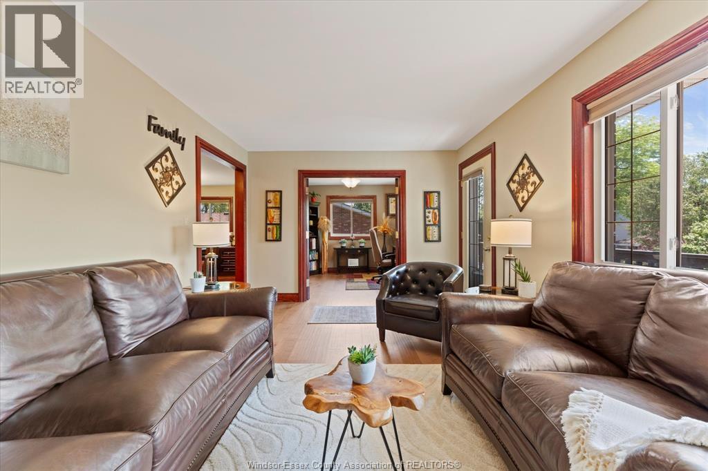 270 Irwin AVENUE, Essex — photo 12