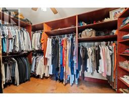 Foyer - 270 Irwin Avenue, Essex, ON N8M2T6 Photo 16