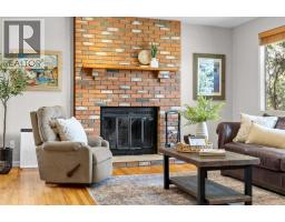 Living room - 30 Gateway Drive Sw, Calgary, AB T3E4J7 Photo 6