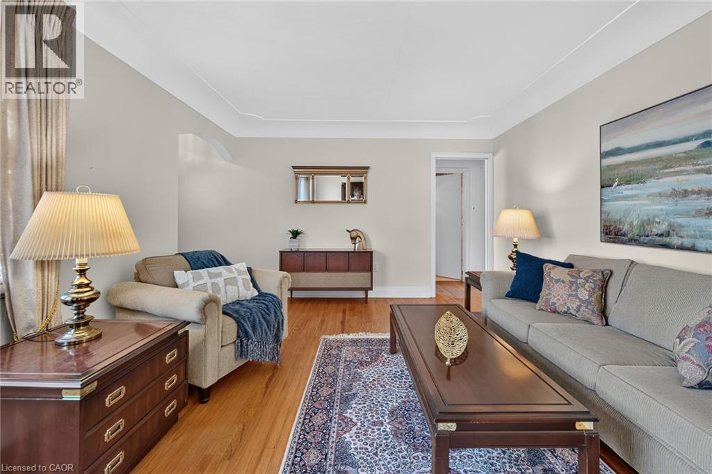 174 MONTROSE Avenue, Hamilton — photo 8