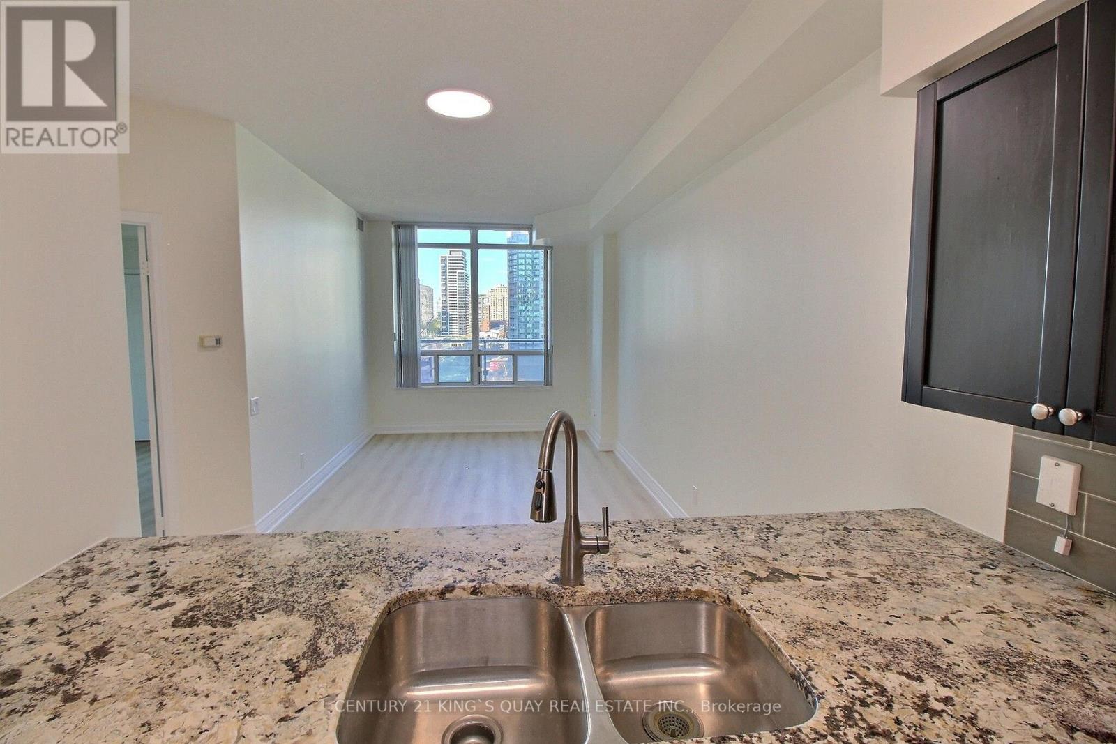 #515 33 EMPRESS AVENUE - 6