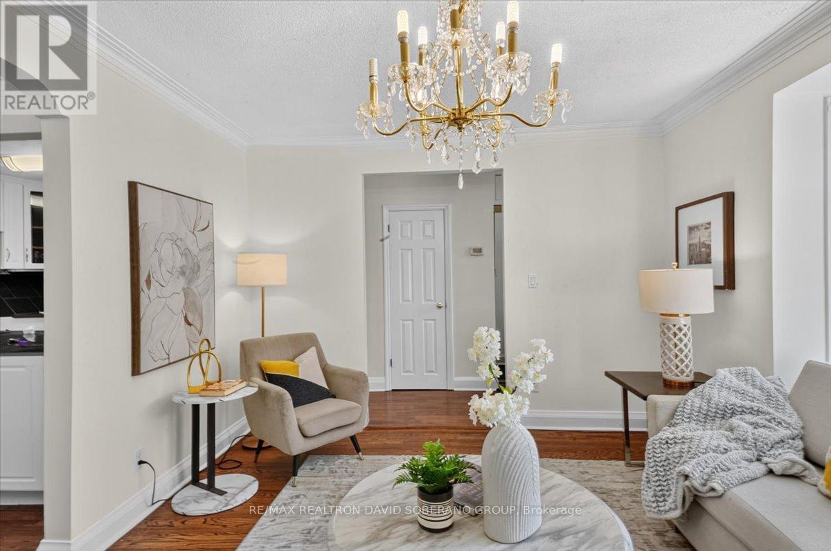 122 MCGILLIVRAY AVENUE, Toronto (Bedford Park-Nortown) — photo 11