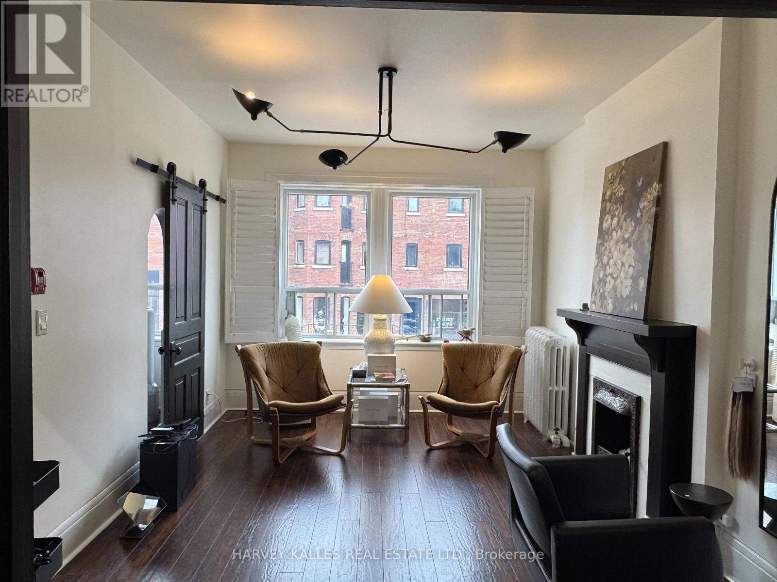 2ND FLOOR - 1118 YONGE STREET, Toronto (Annex)