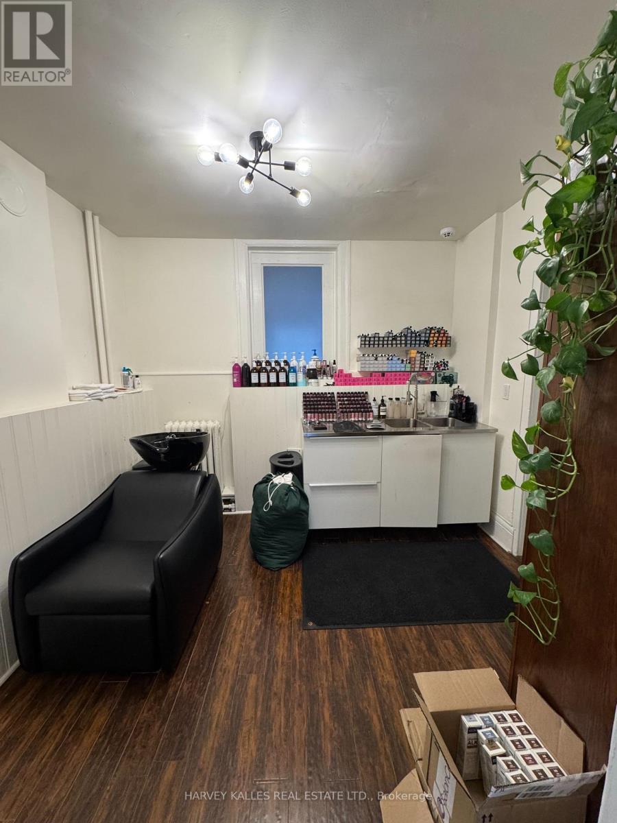 2ND FLOOR - 1118 YONGE STREET, Toronto (Annex) — photo 4