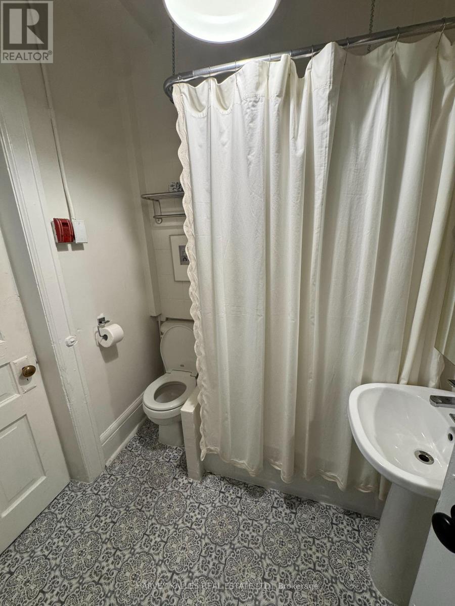 2ND FLOOR - 1118 YONGE STREET, Toronto (Annex) — photo 5