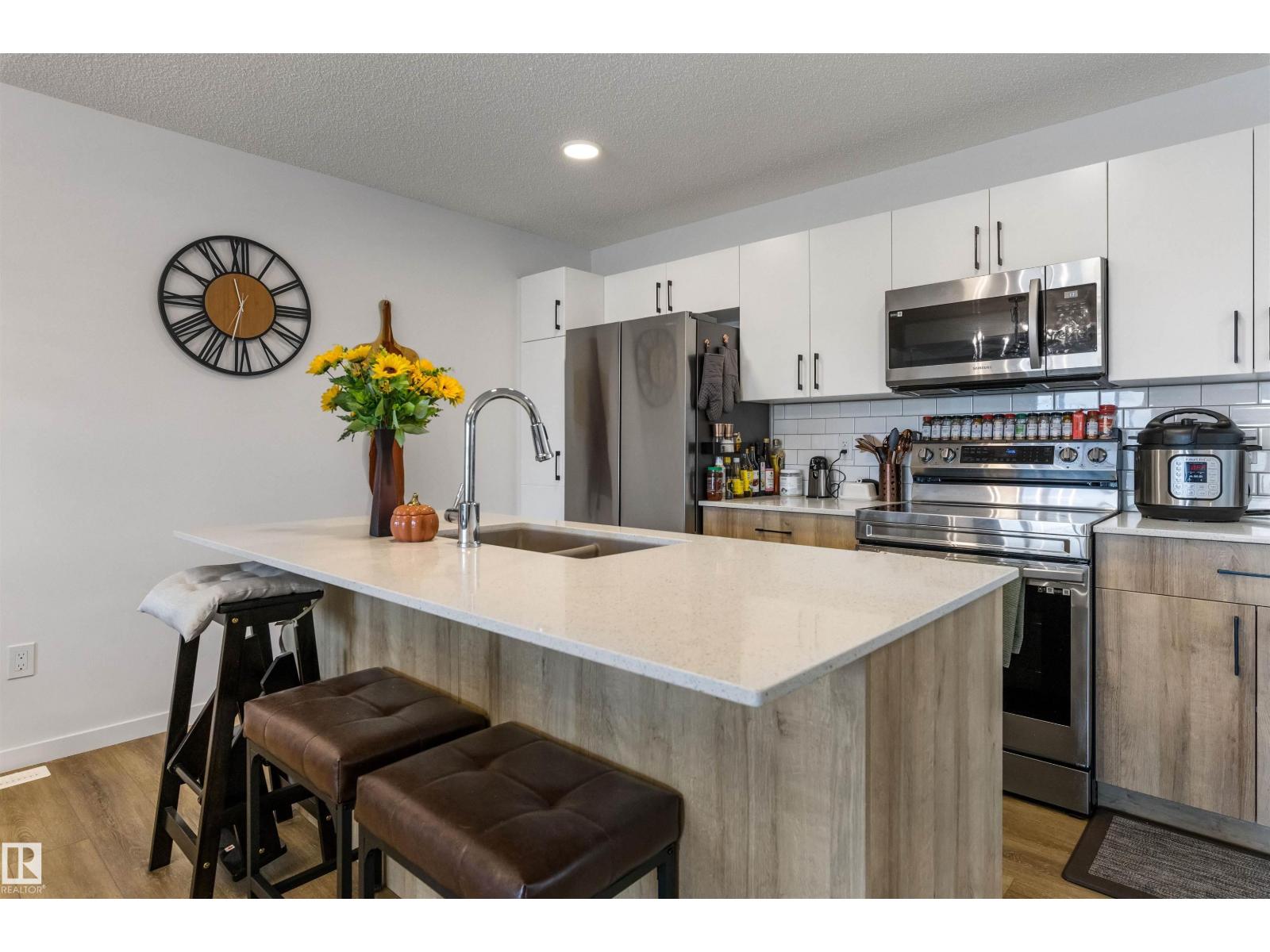 #60B 1530 TAMARACK BV NW - 13
