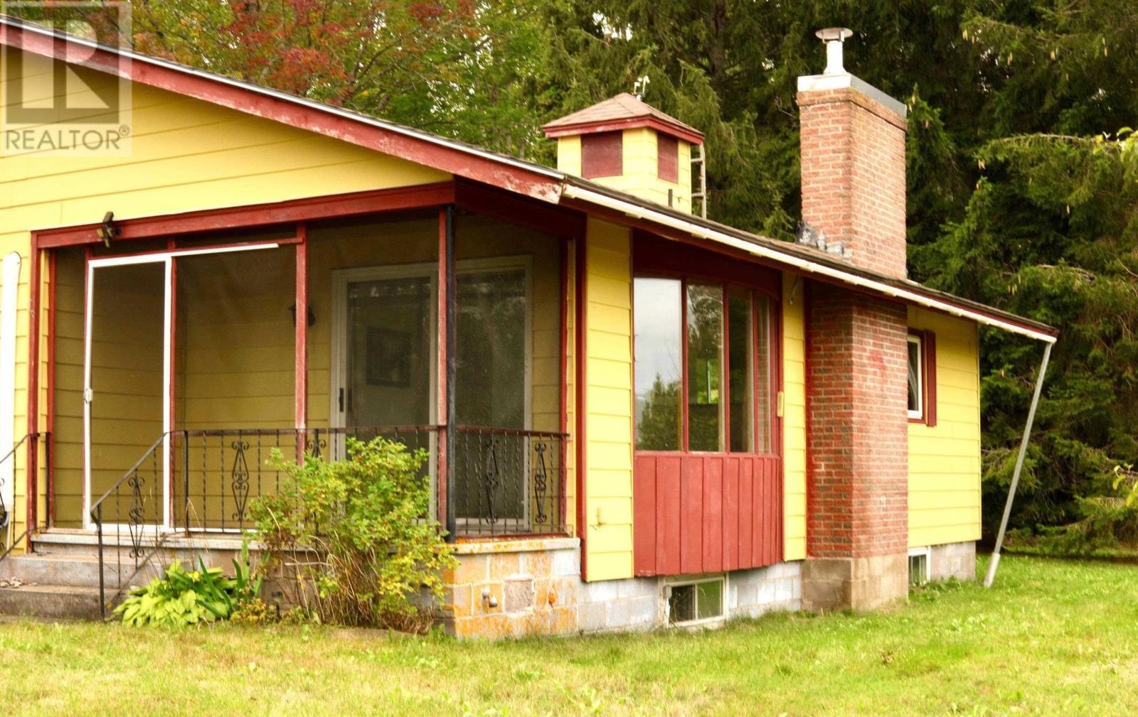 429 Victoria Road - 2