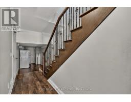 Dining room - 22 Jeavons Avenue, Toronto, ON M1K1S8 Photo 13