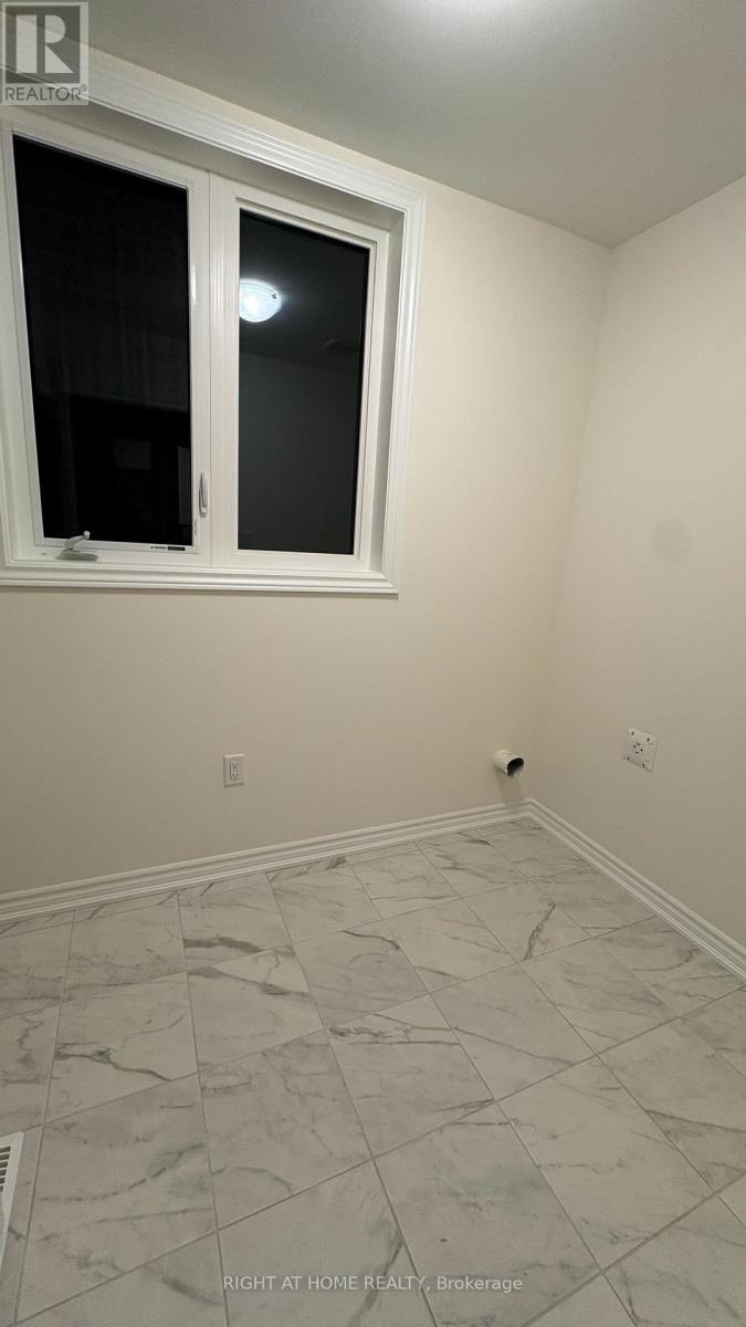 11 RADIANCE WAY, Whitby — photo 4