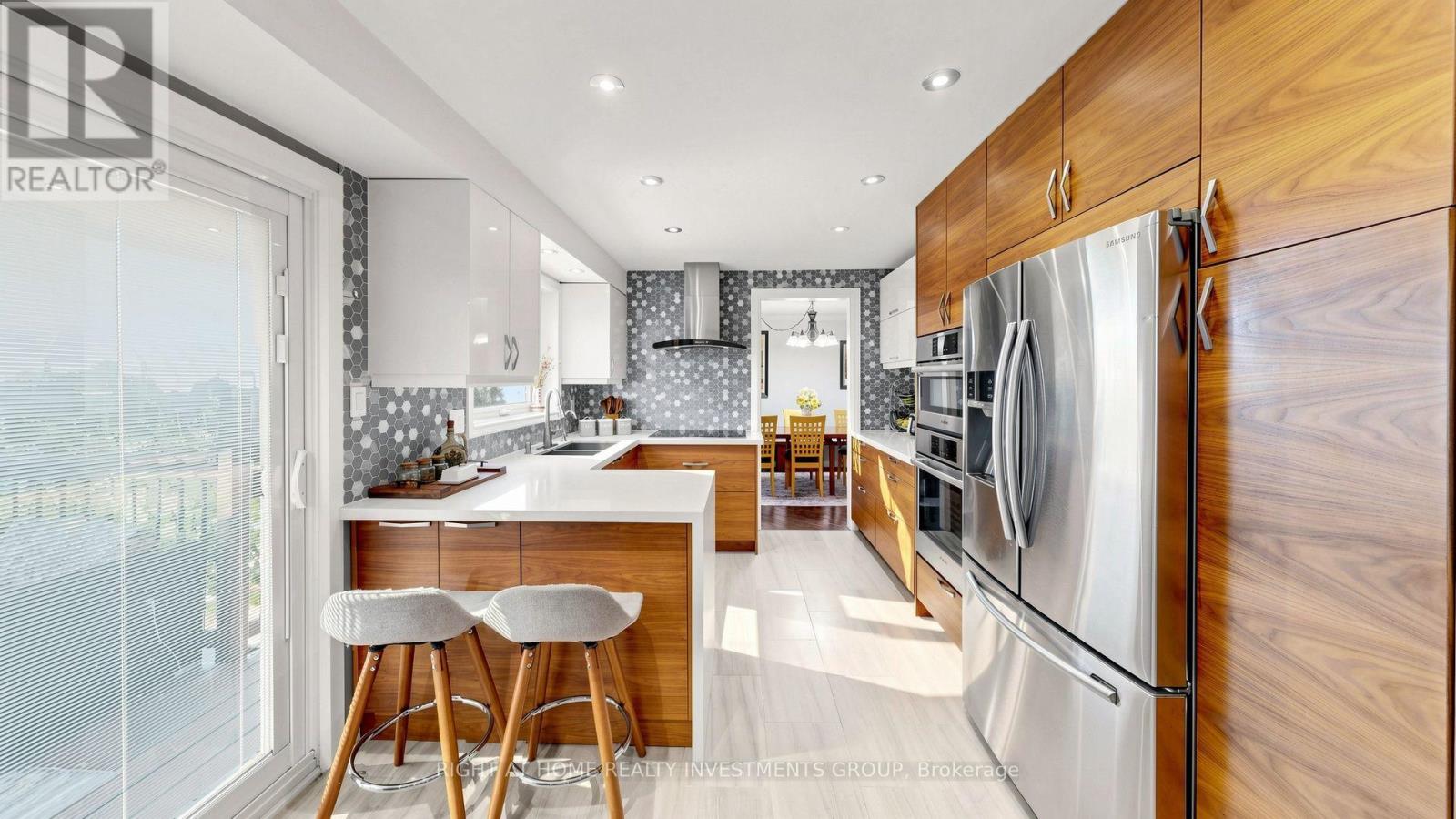 86 BURLING PLACE - 12