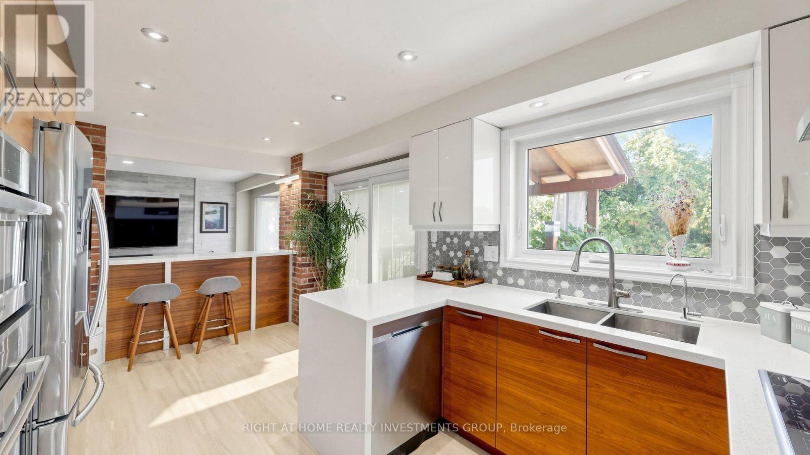 86 BURLING PLACE - Image 15