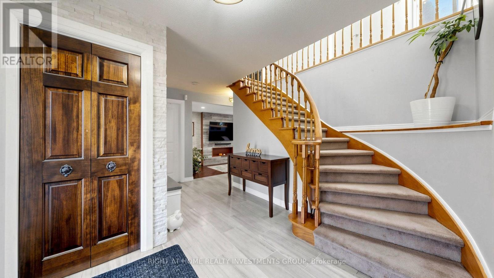 86 BURLING PLACE - 19