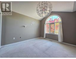 63 Sunridge Street, Richmond Hill, ON L4E3T7 Photo 9