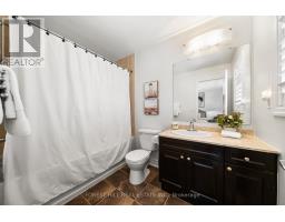 25 Beverley Glen Boulevard, Vaughan, ON L3T2V6 Photo 20
