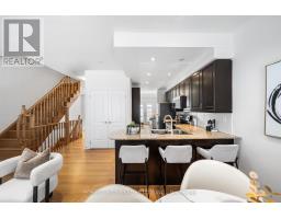Kitchen - 25 Beverley Glen Boulevard, Vaughan, ON L3T2V6 Photo 8
