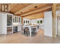 Mud room - 247 Lakeshore Road E, Oro Medonte, ON L0L2E0 Photo 12