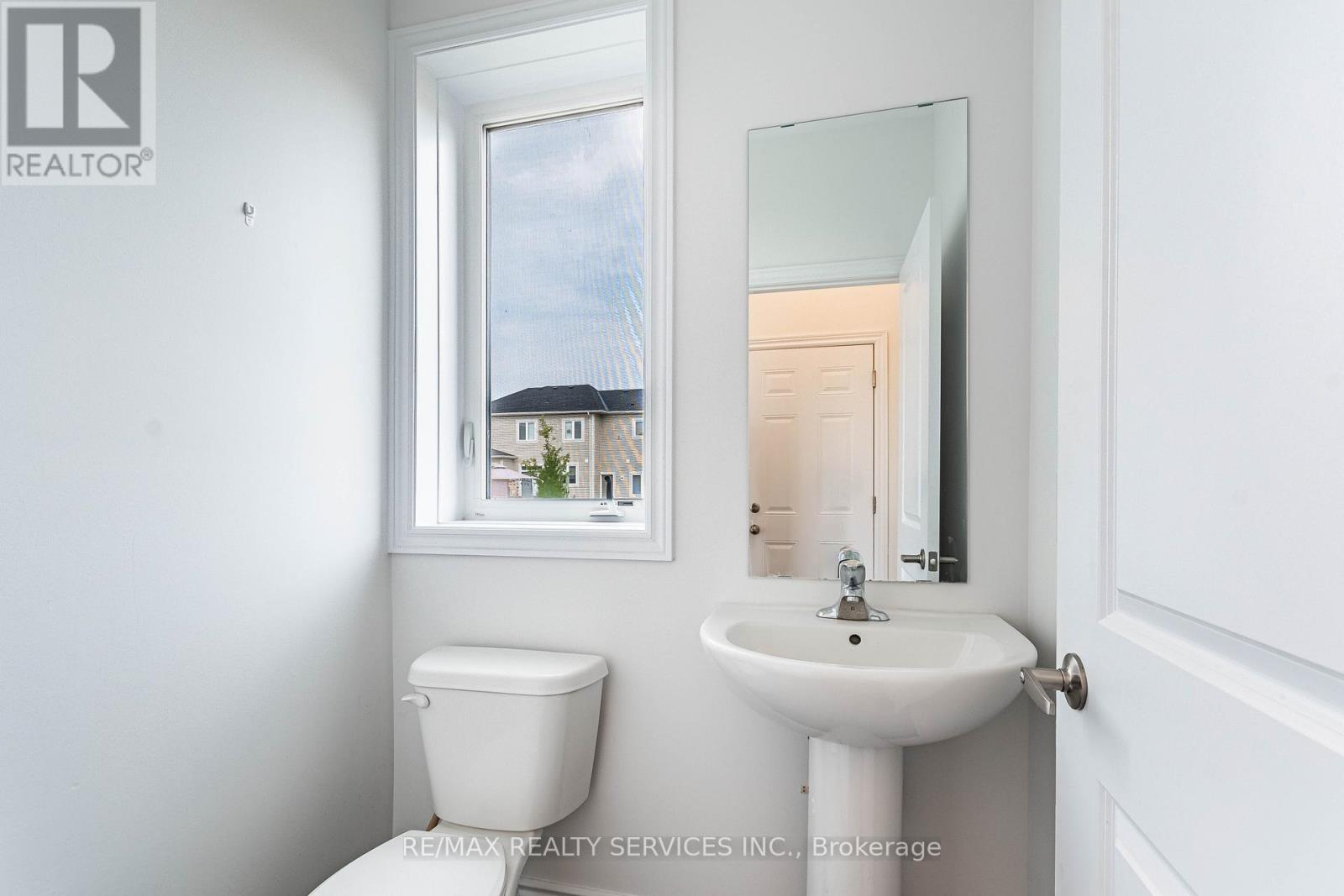 73 CENTRAL SQUARE BOULEVARD, Wasaga Beach — photo 12