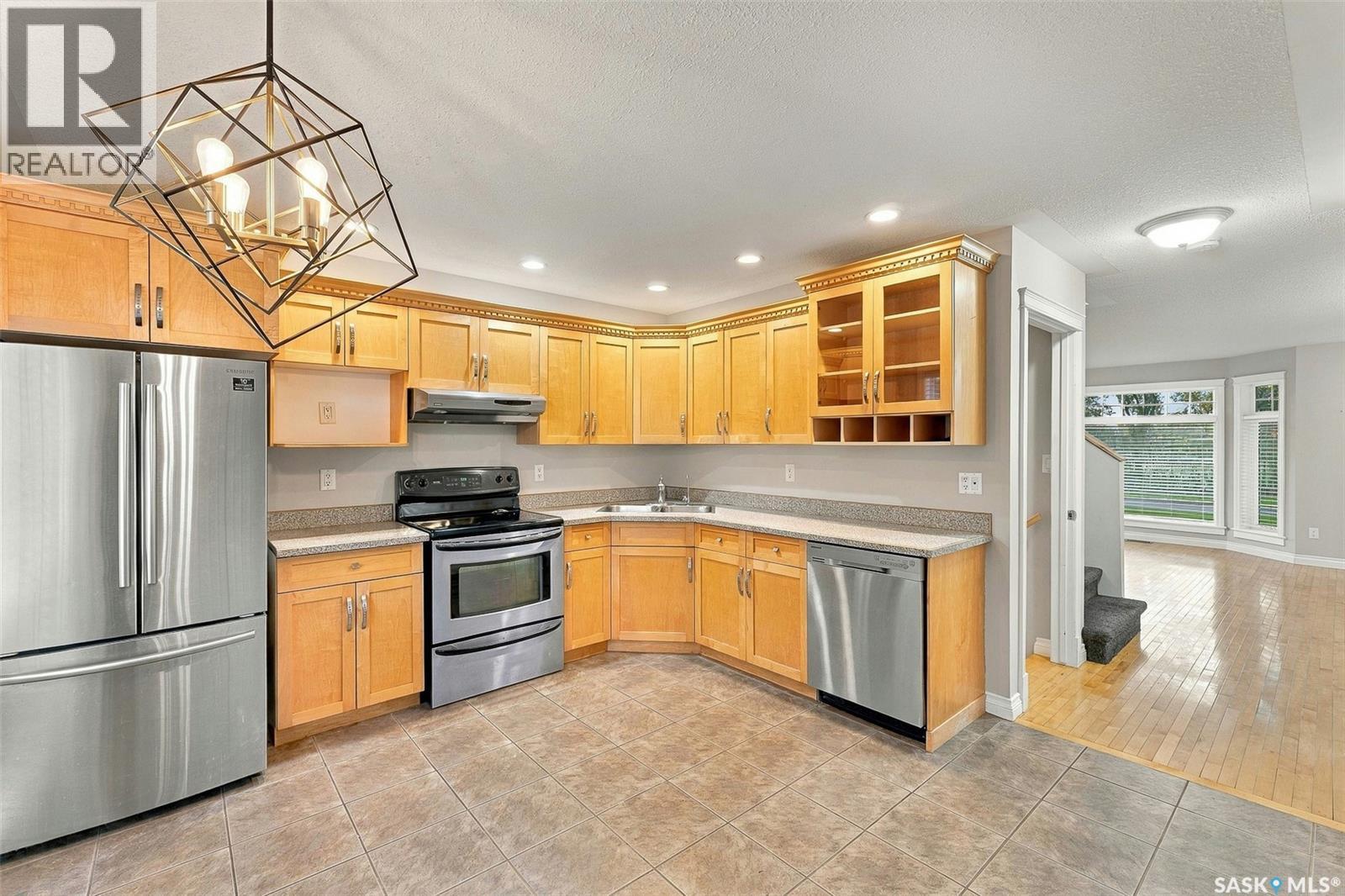 3917 Victoria AVENUE, Regina — photo 5