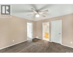 Bedroom - 3917 Victoria Avenue, Regina, SK S4T1M7 Photo 10