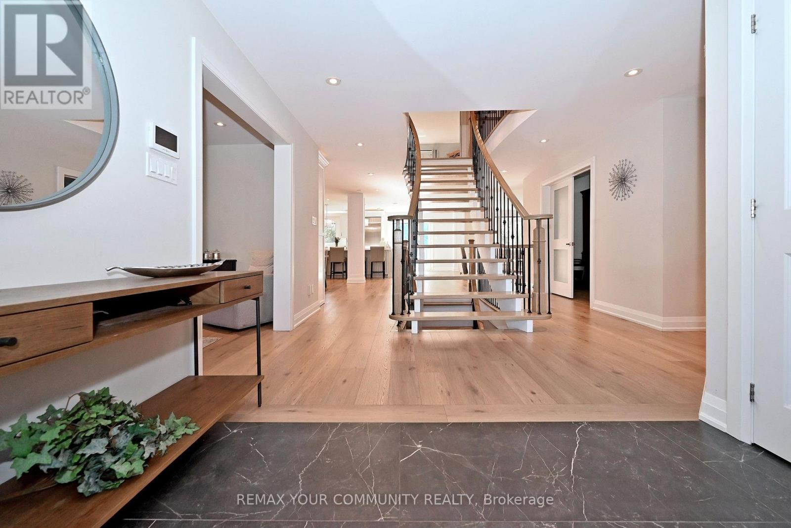 1530 CANADA COURT, Oakville (CP College Park) — photo 5