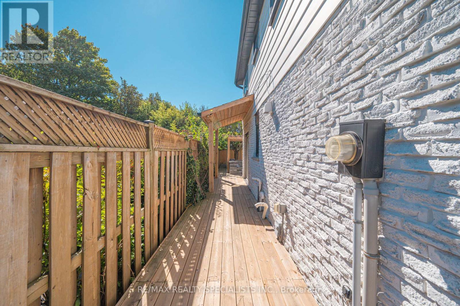 8 CULHAM STREET - Image 43