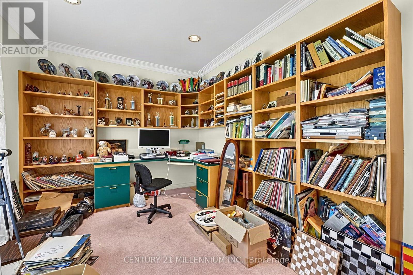 16 TANGLEWOOD DRIVE - 15