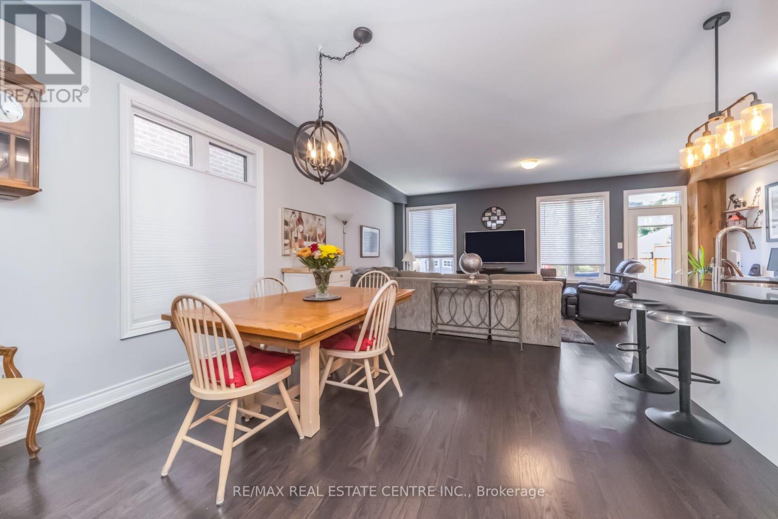 457 WHITLOCK AVENUE, Milton (FO Ford) — photo 6