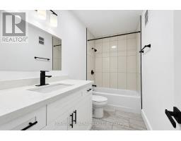 4 - 45 Swordbill Drive, Toronto, ON M9A4V3 Photo 24