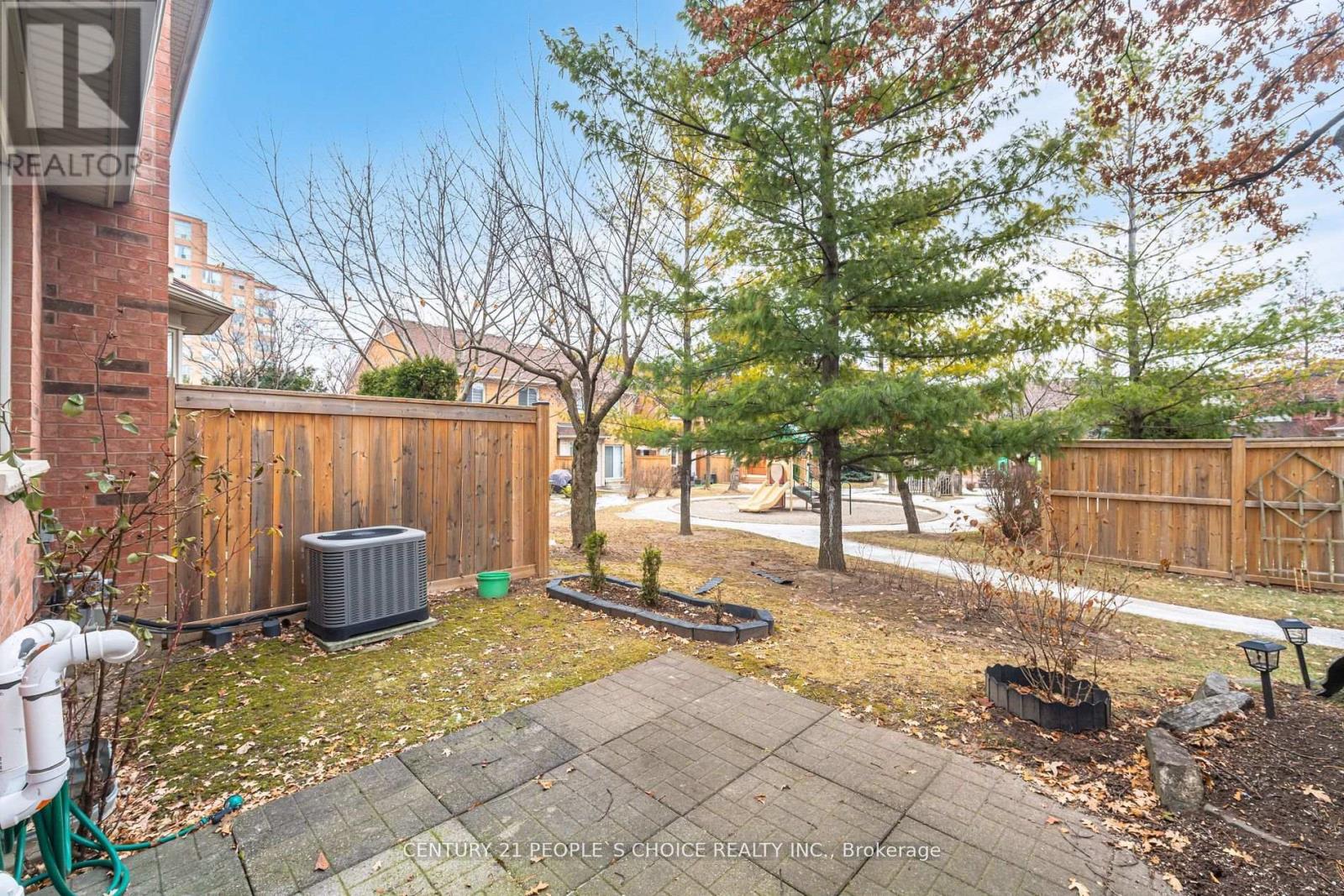 5950 Glen Erin Drive — photo 33