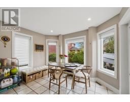 Living room - 3605 Trelawny Circle, Mississauga, ON L5N6N8 Photo 9