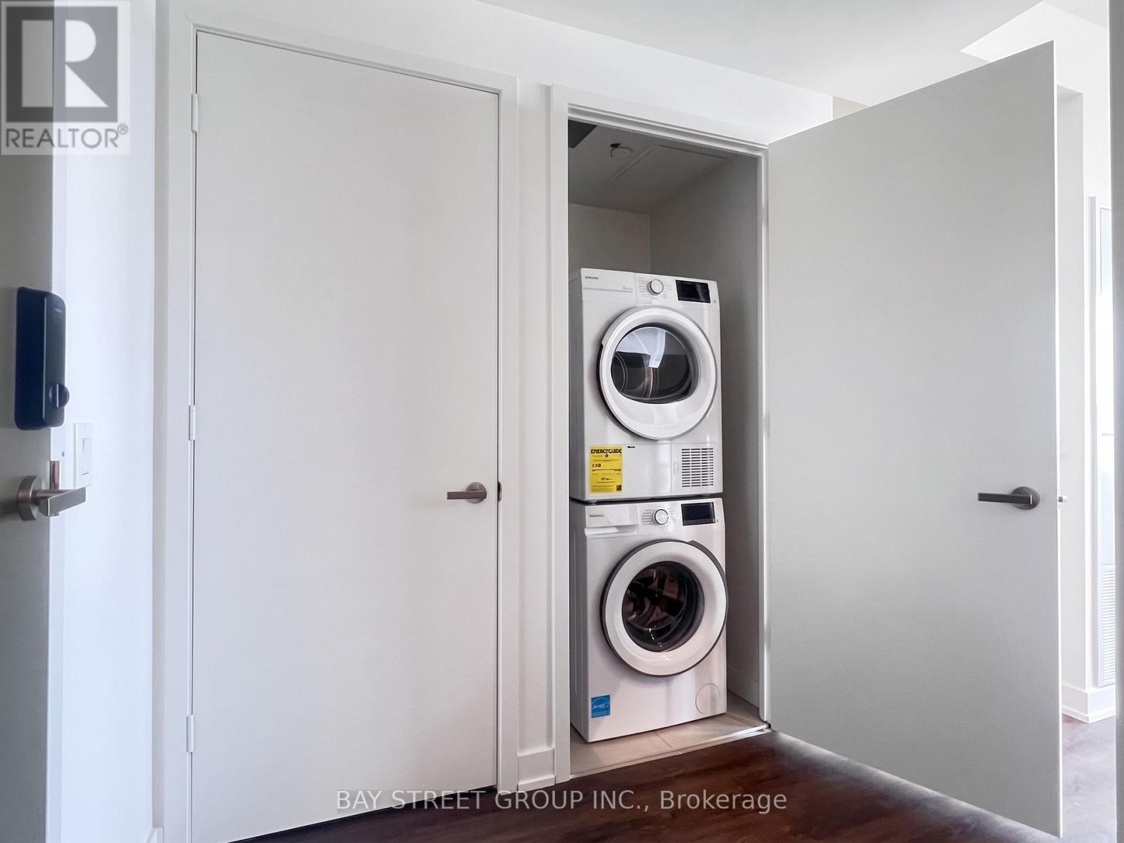 7404 - 448 BURNHAMTHORPE ROAD W, Mississauga (City Centre) — photo 4
