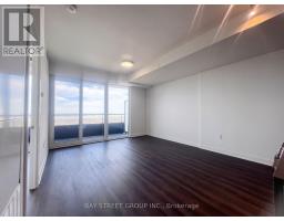7404 - 448 Burnhamthorpe Road W, Mississauga, ON L5B0R4 Photo 12
