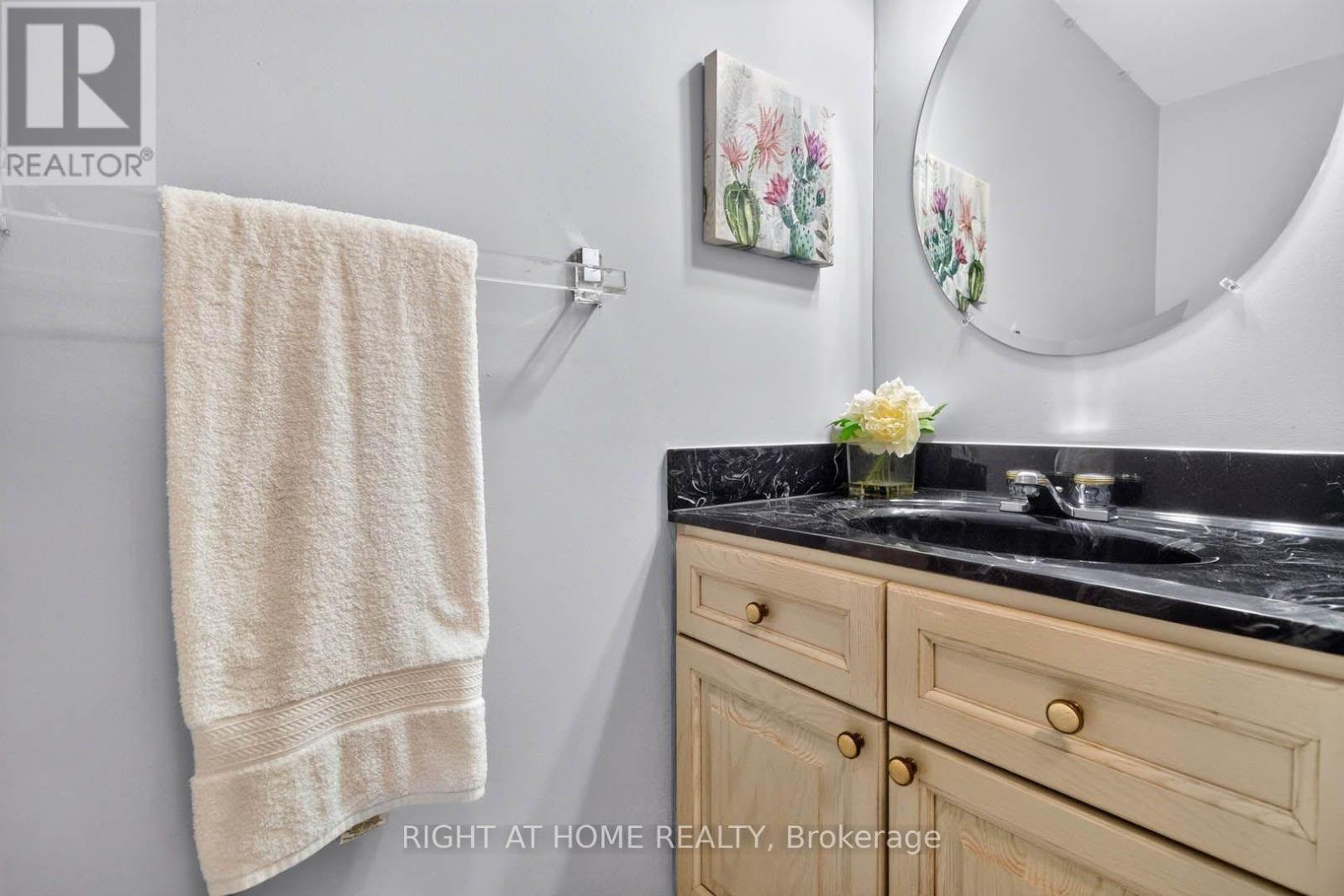 #83 5480 GLEN ERIN DRIVE - 14